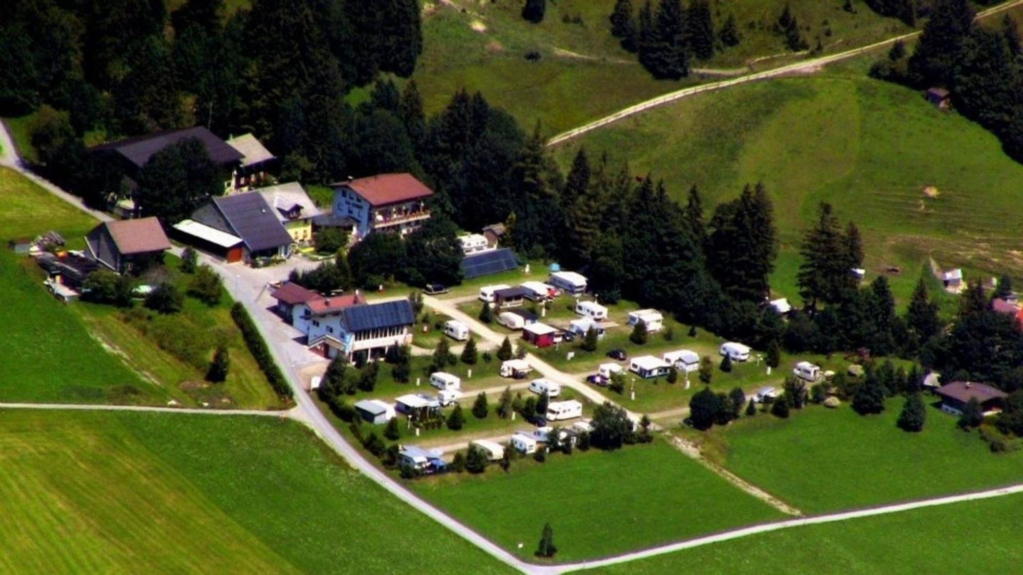 App 1 - Farbennest Mit Fruehstueck Teekueche, Sommerbergbahnen Inkl Tannheim Exteriér fotografie