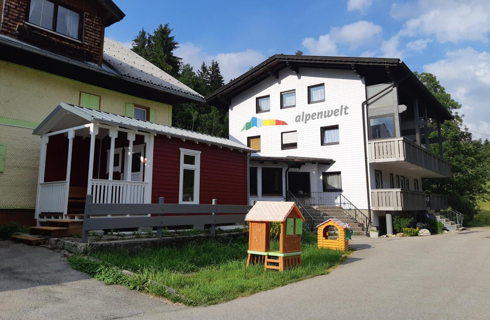 App 1 - Farbennest Mit Fruehstueck Teekueche, Sommerbergbahnen Inkl Tannheim Exteriér fotografie